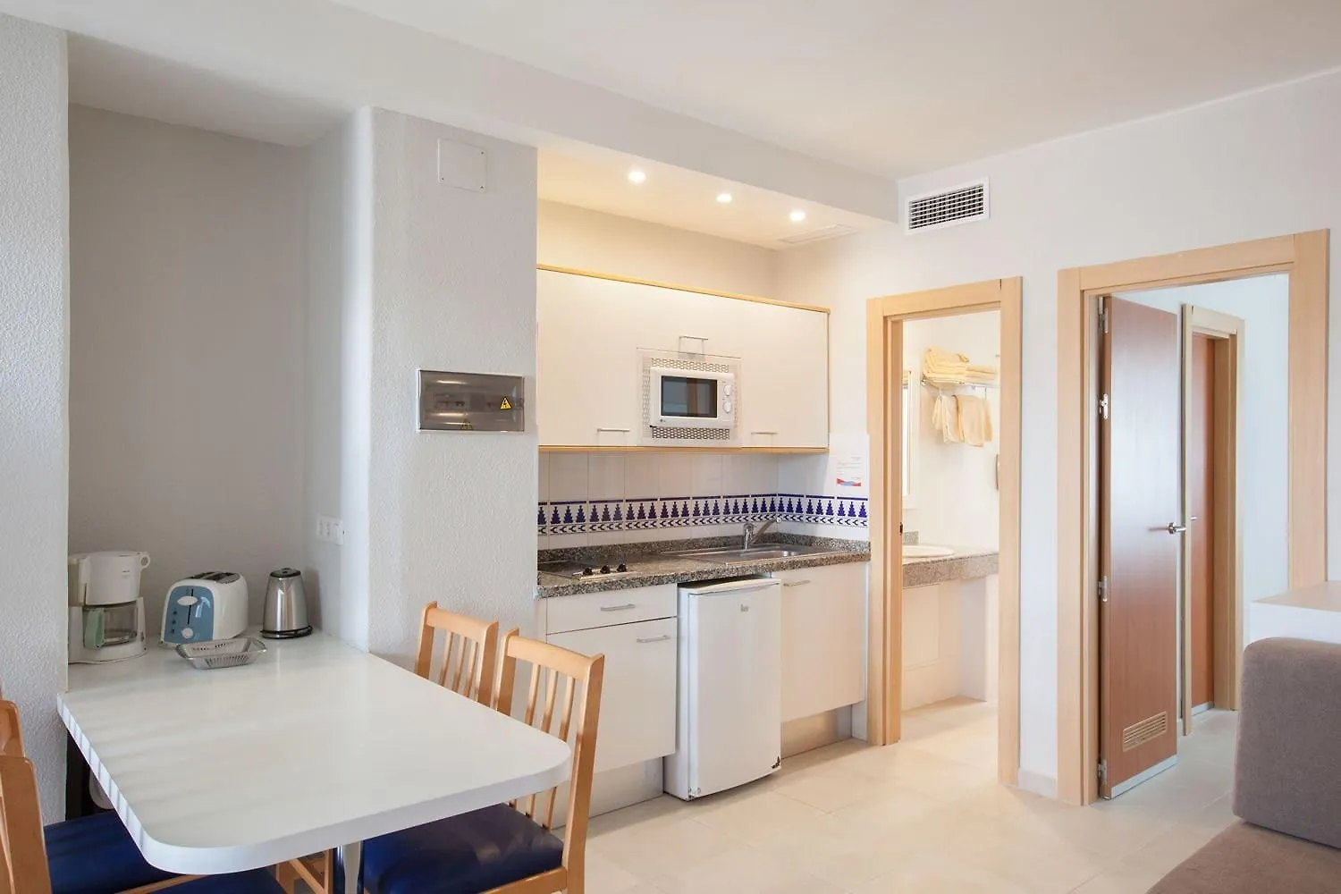 Apartamento Cinco Plazas Puerto del Carmen  0*, Puerto del Carmen (Lanzarote) España