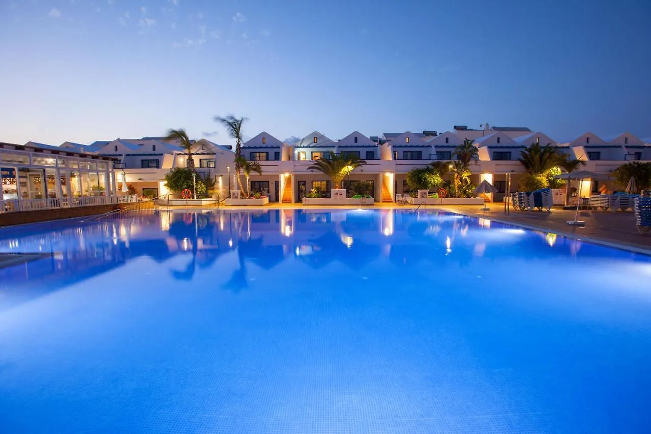 Apartamento Cinco Plazas Puerto del Carmen  España